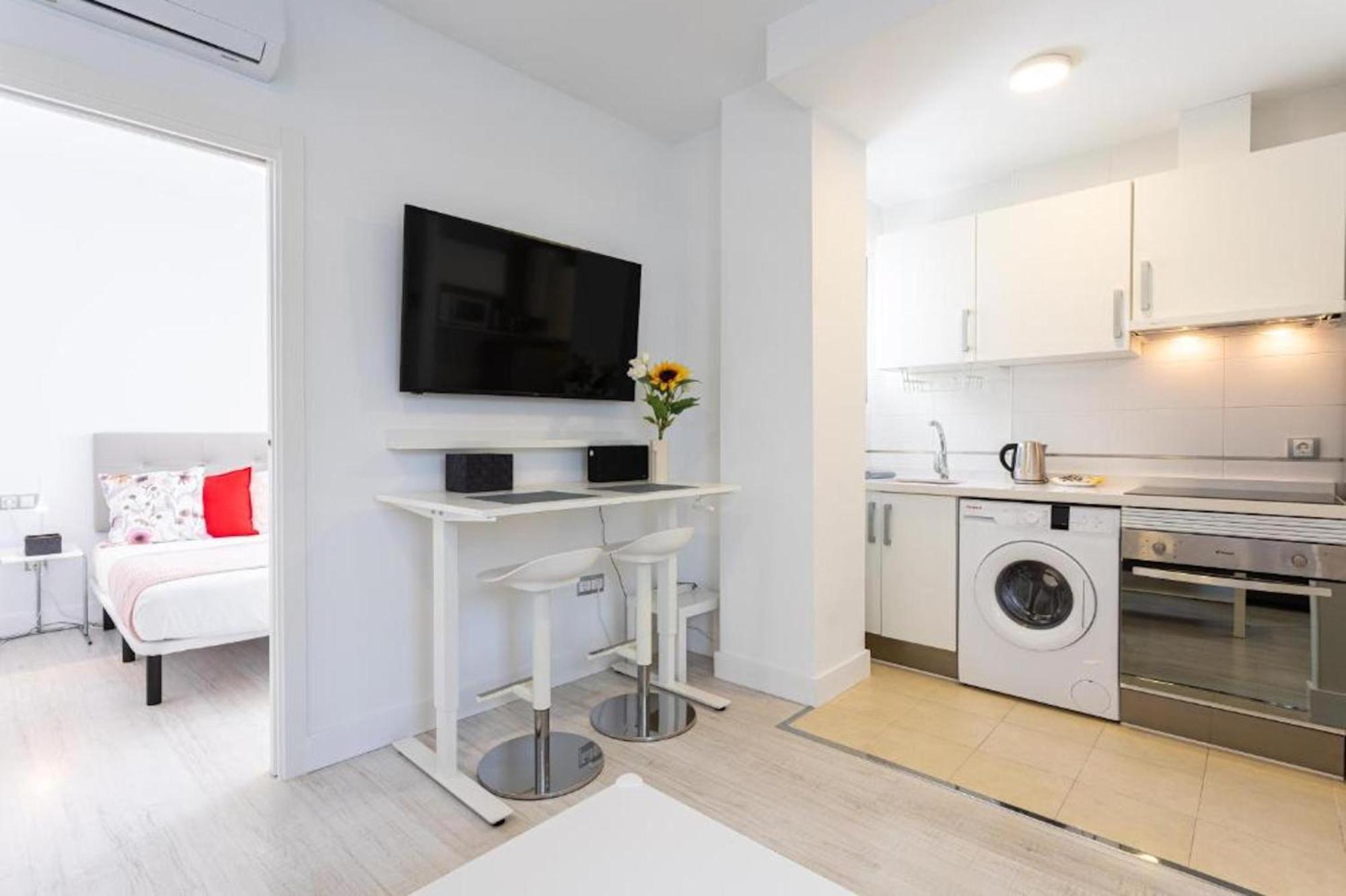 Holidays2Malaga Picasso Area Apartment Екстериор снимка