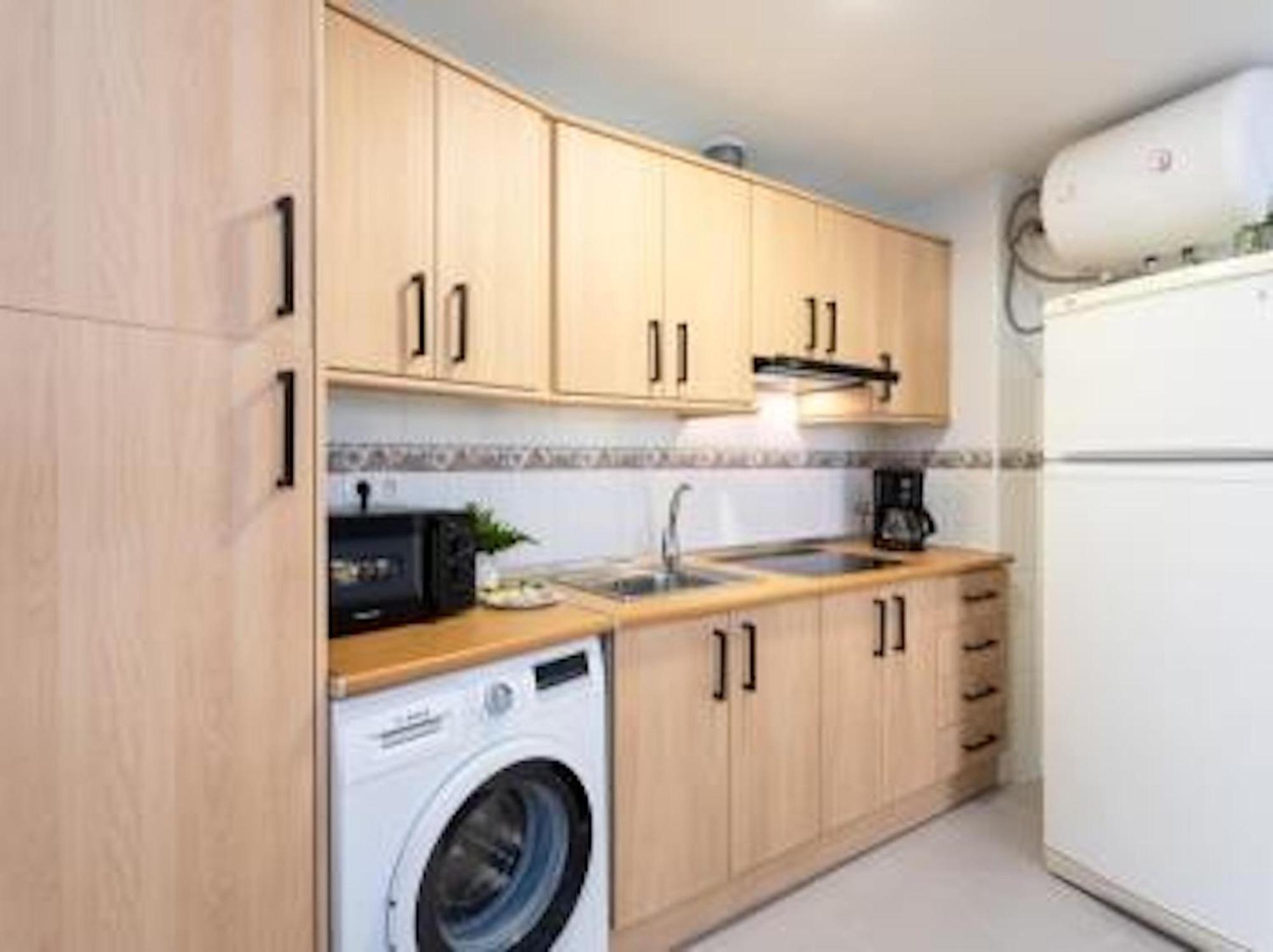 Holidays2Malaga Picasso Area Apartment Екстериор снимка